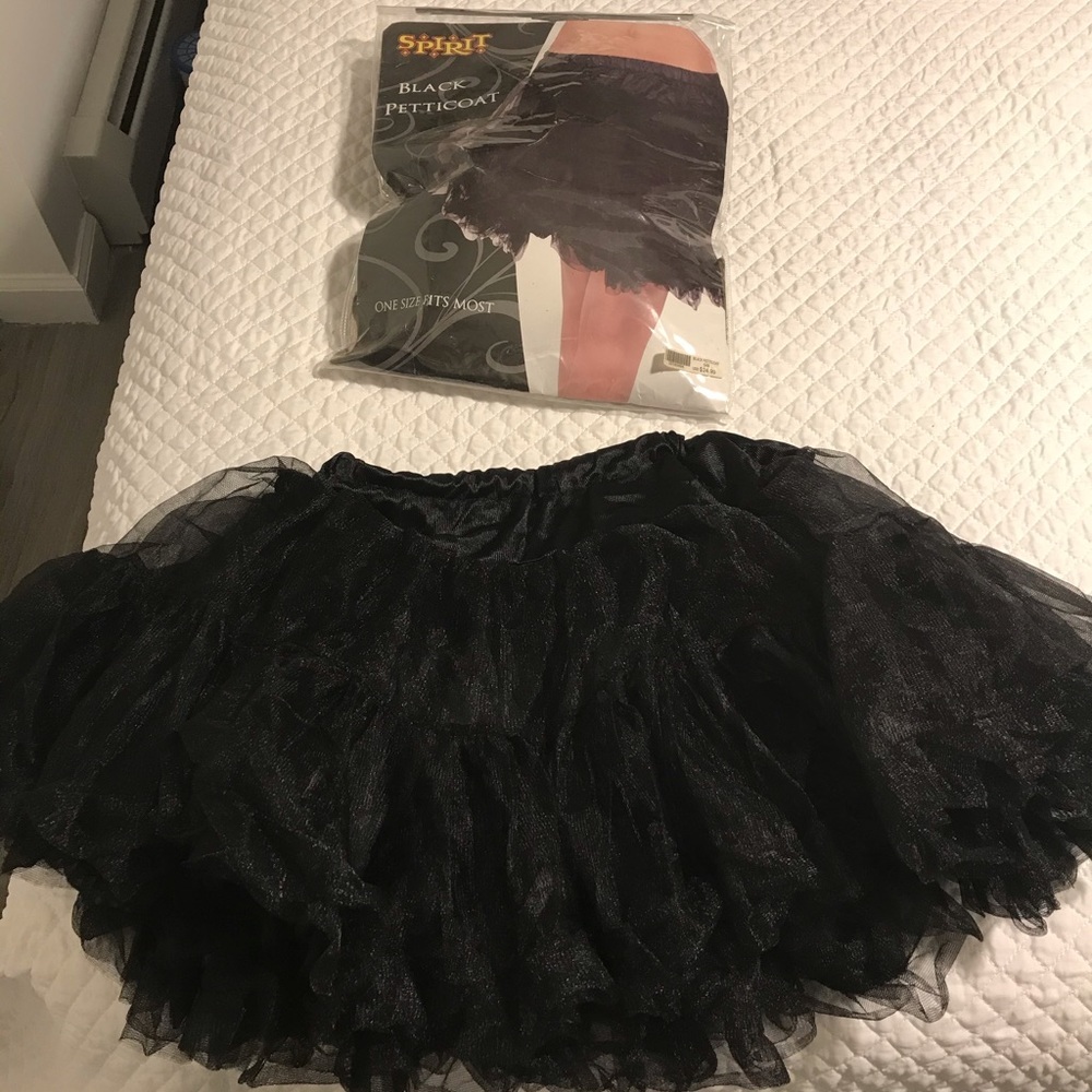 NWOT - Black Petticoat